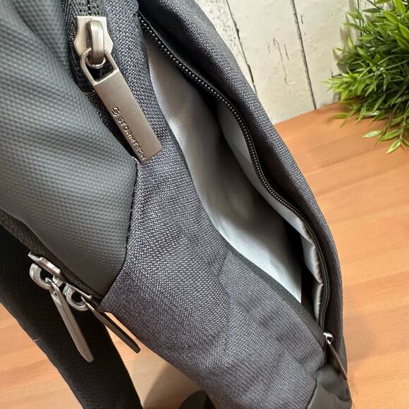 Stormtech Outdoor CMT-3 Road Warrior Computer Convertible Backpack - Picture 5 of 8